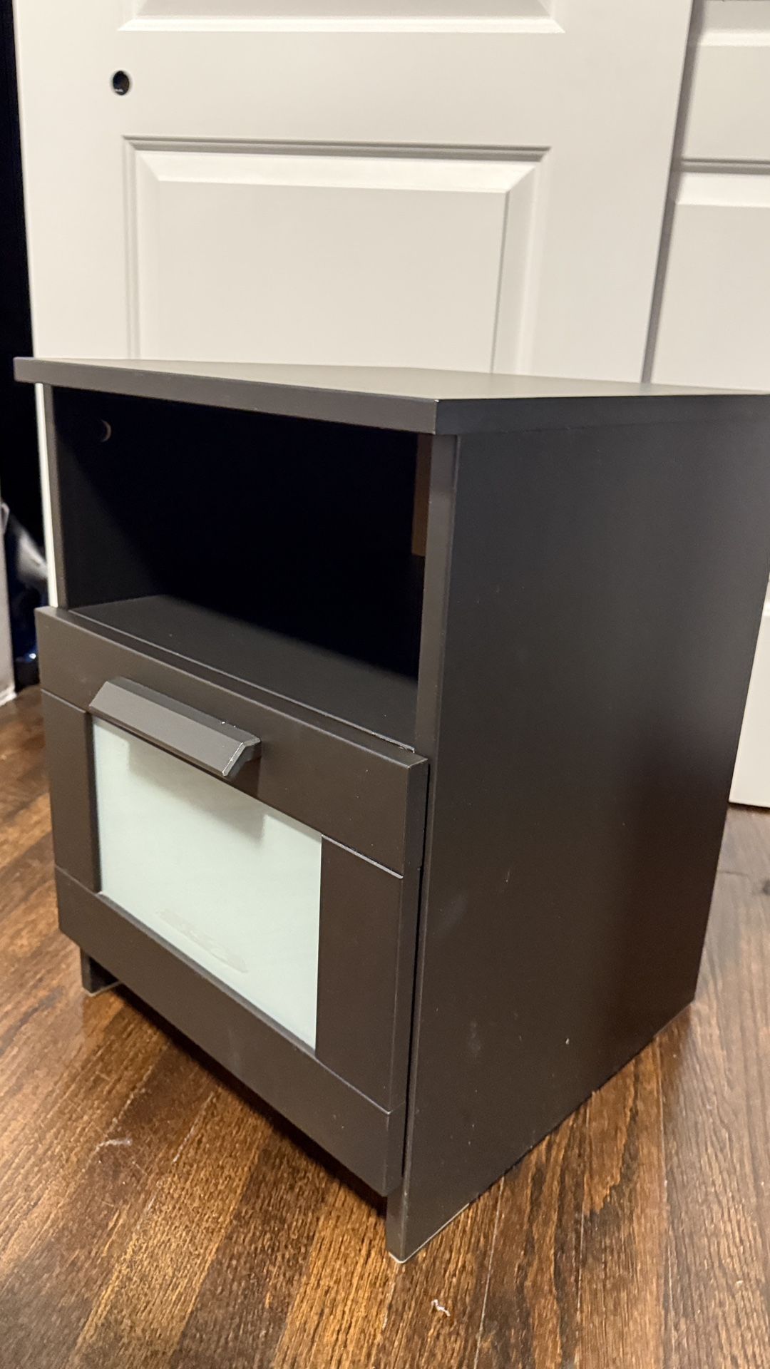 Night Table For Bedroom - photo 4