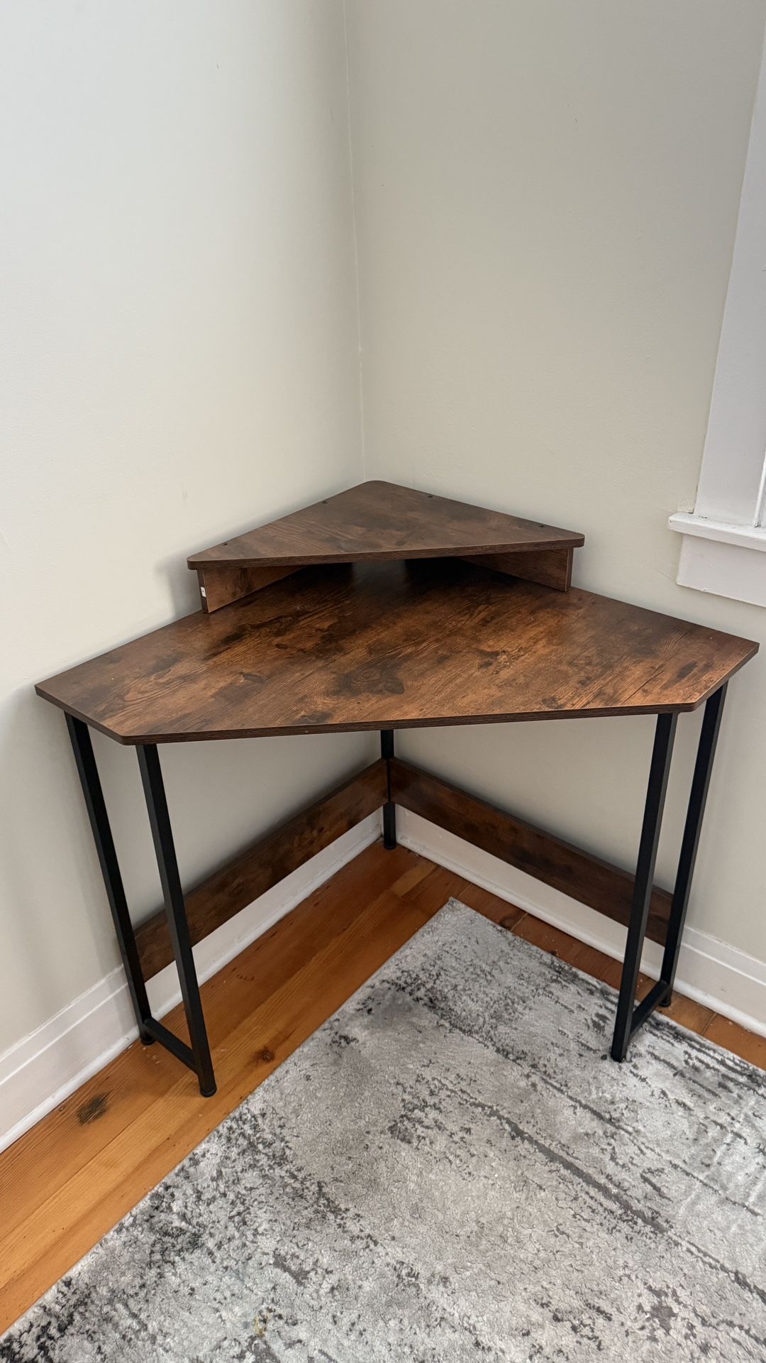 Computer Desk