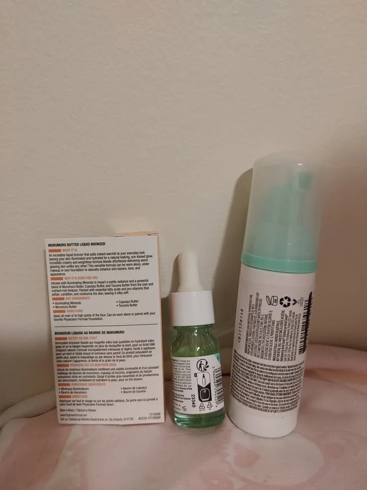 Isle of Paradise & Physicians Formula Tan Set - $5 all 3 image indicator(2)