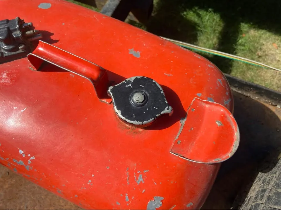 Boat fuel tank image indicator(3)