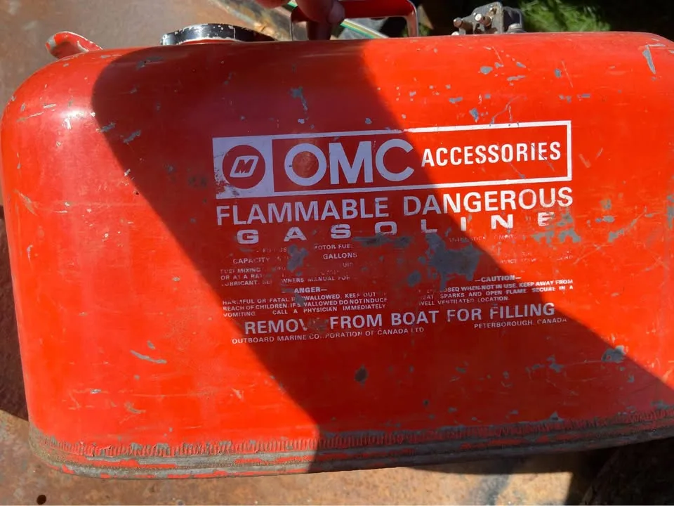 Boat fuel tank image indicator(6)