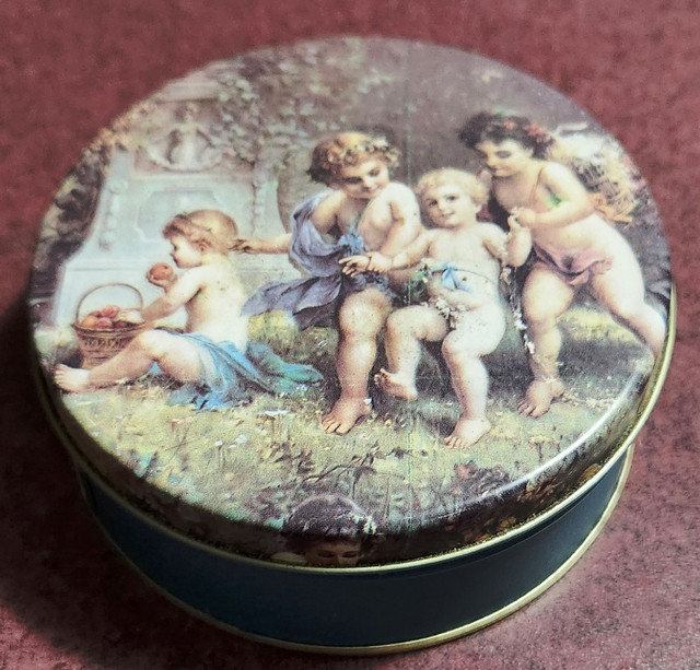Vintage Decorative Cherub Coasters (Set of 5) in Tin♥️