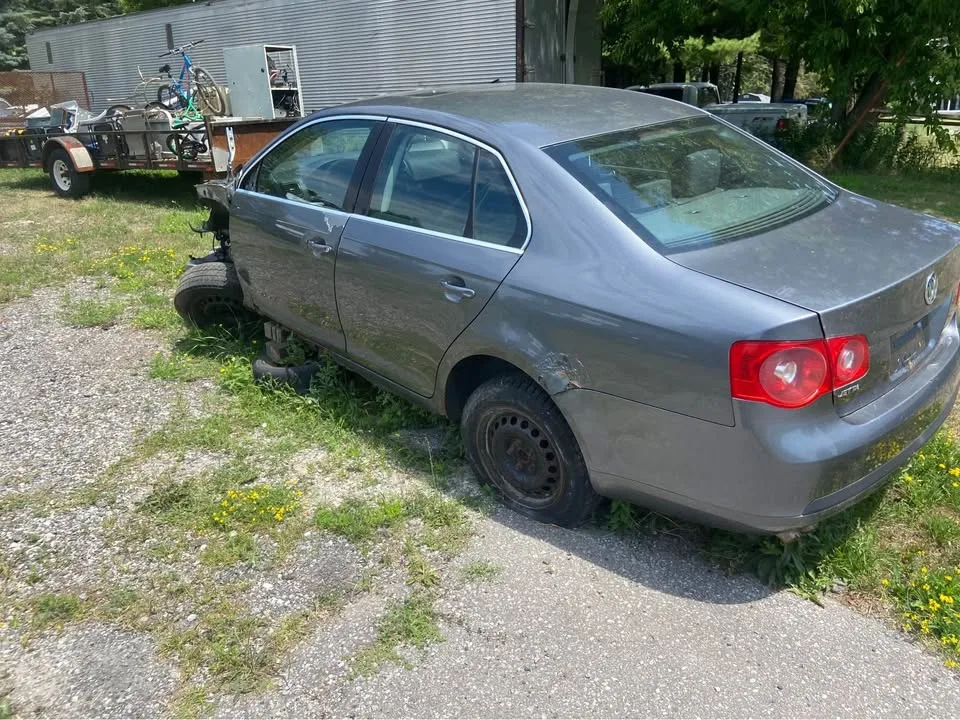 2006 Volkswagen Jetta parts image indicator(2)