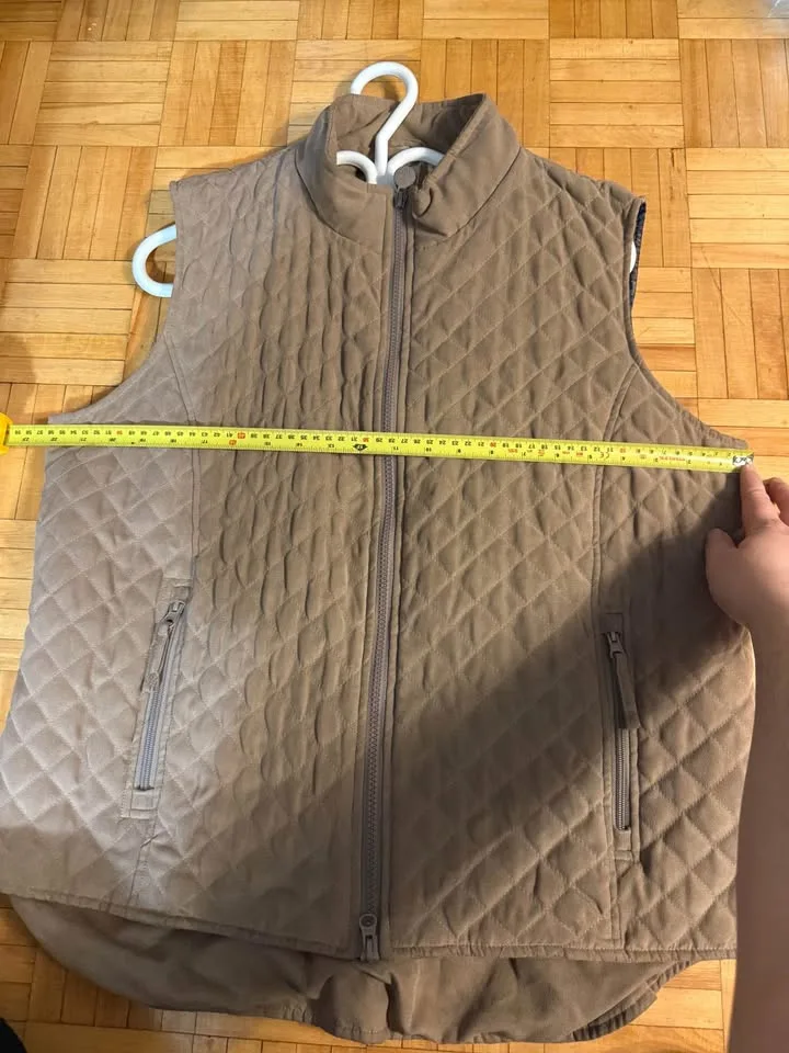 Microsuede quilted vest image indicator(7)