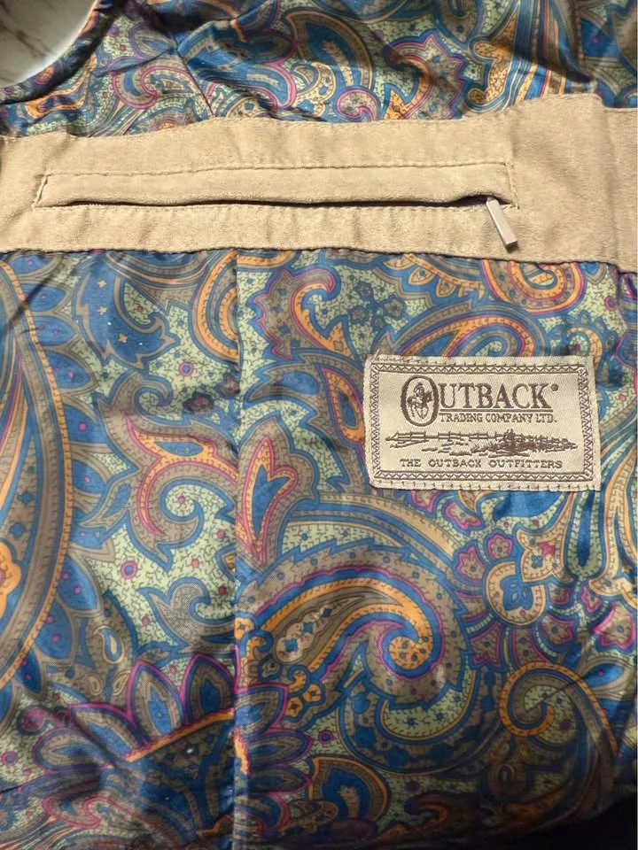 Microsuede quilted vest image indicator(9)