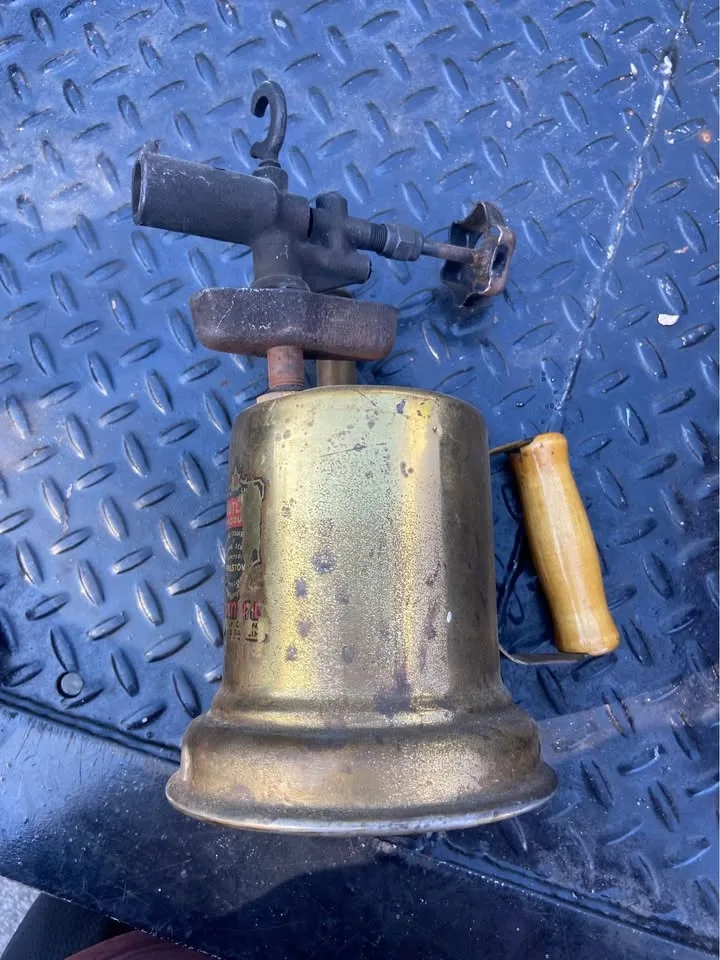 Antique brass torch image indicator(2)