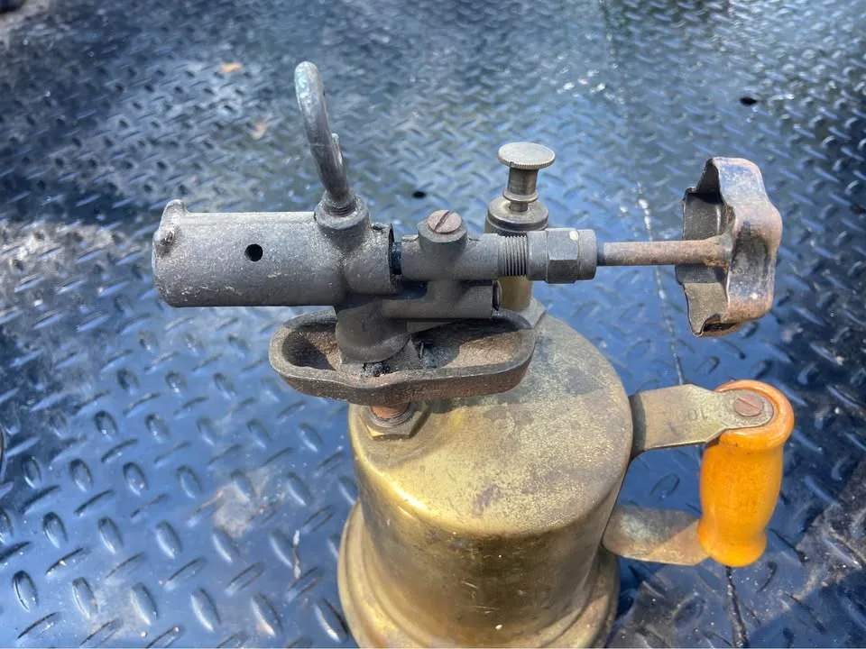 Antique brass torch image indicator(4)