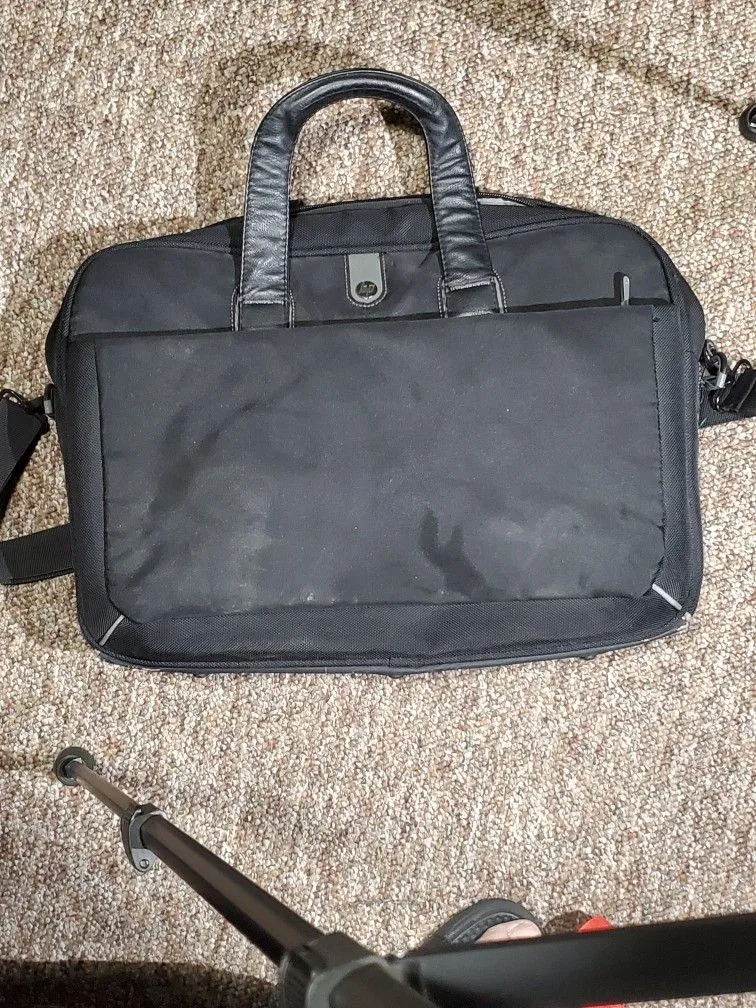 Laptop Bags thumbnail