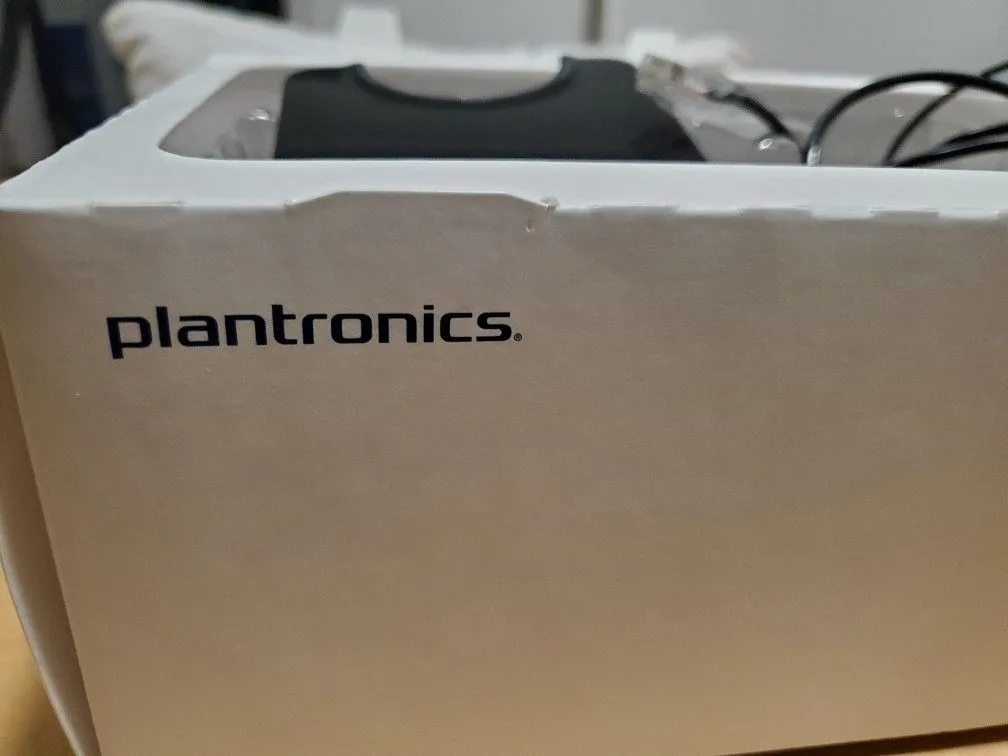 Wireless Plantronics Headset image indicator(2)