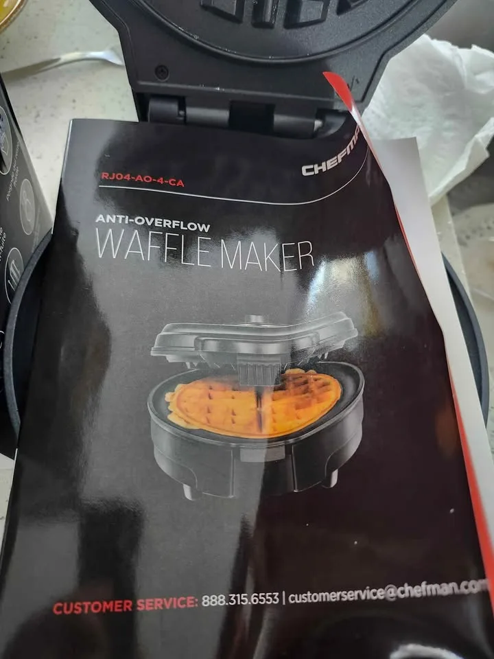 Chefman anti -overflow waffle maker image indicator(4)