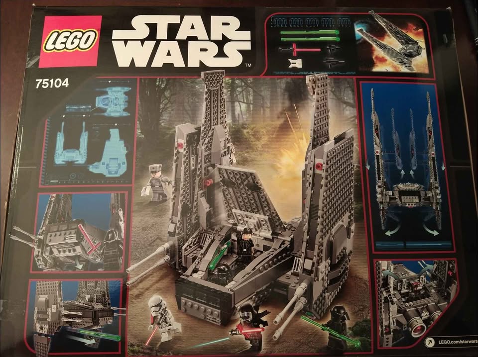 Brand new Retired Lego Kylo Ren's command shuttle 75104 - photo 2