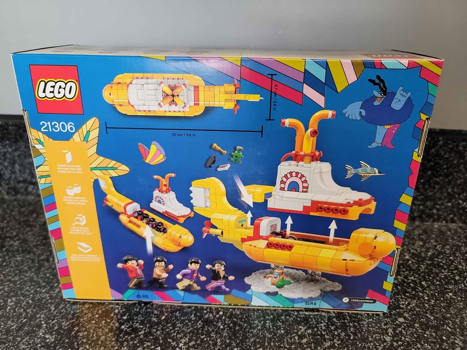 Lego ideas yellow submarine 21306 - photo 2