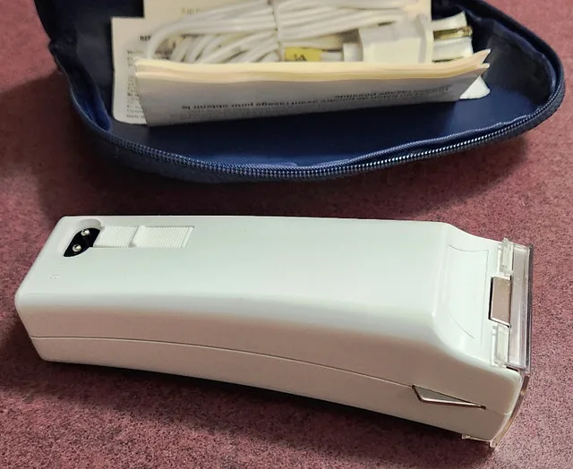 Vintage Lady Remington Rechargeable Shaver Model No. 6B2L♥️ image indicator(4)