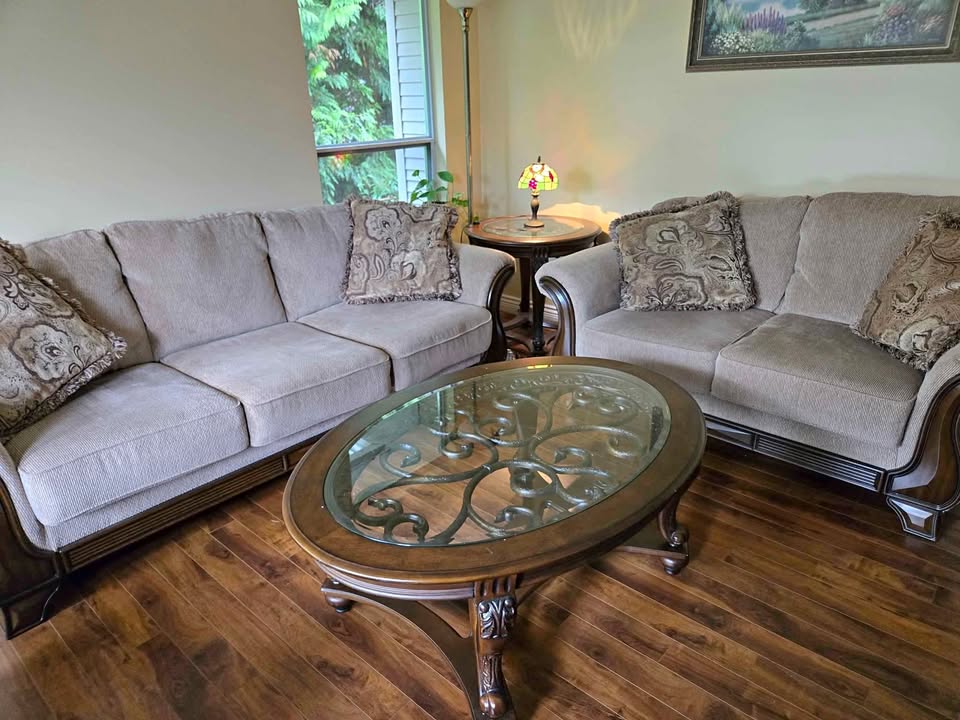 Ashley Sofa Set, recently bought, warranty included
