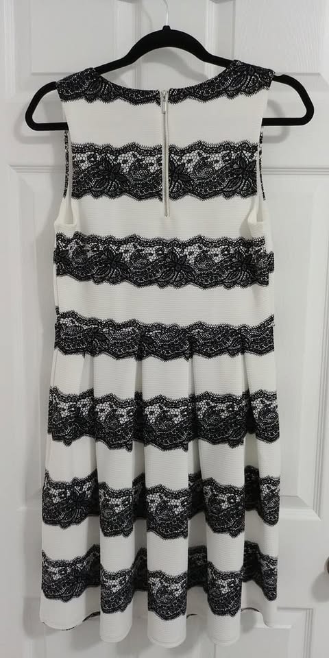 Dress from Laura - photo 3