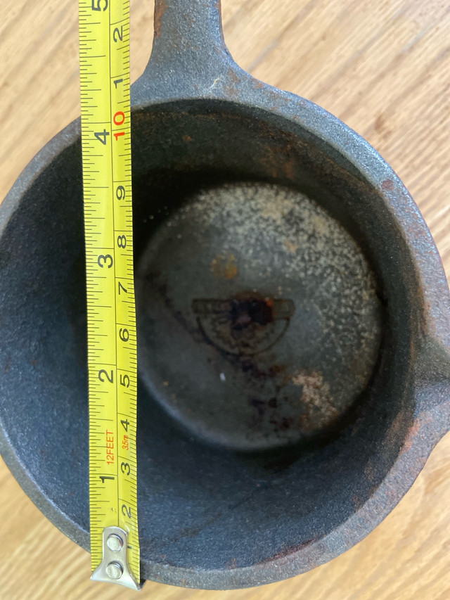 Small Cast Iron Pot - photo 2