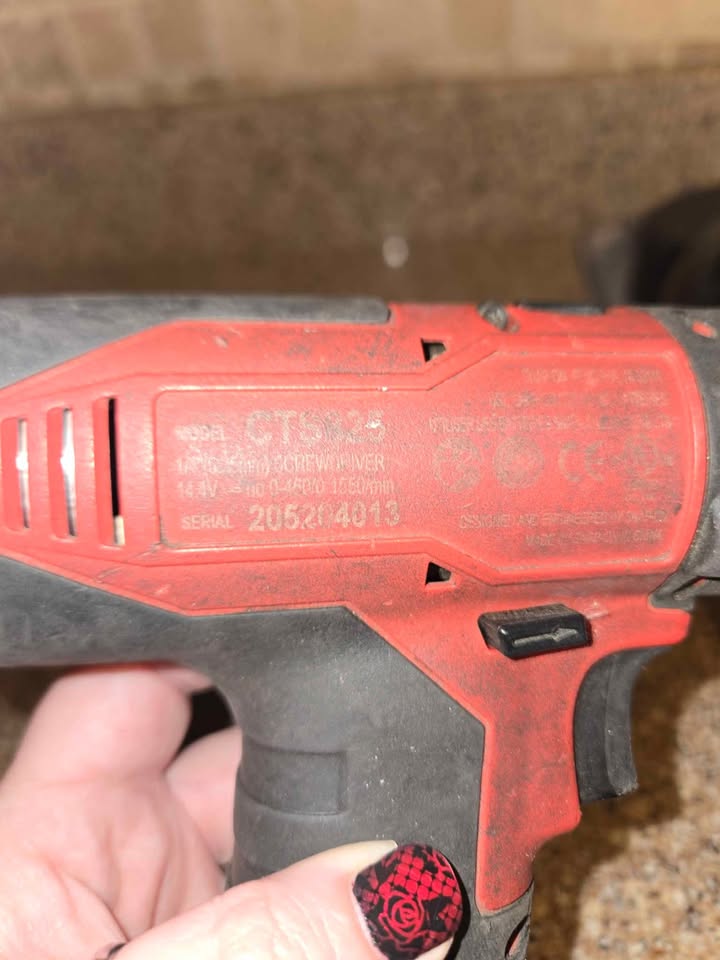 Snap On 1/4" Brushless Screwdriver - photo 2