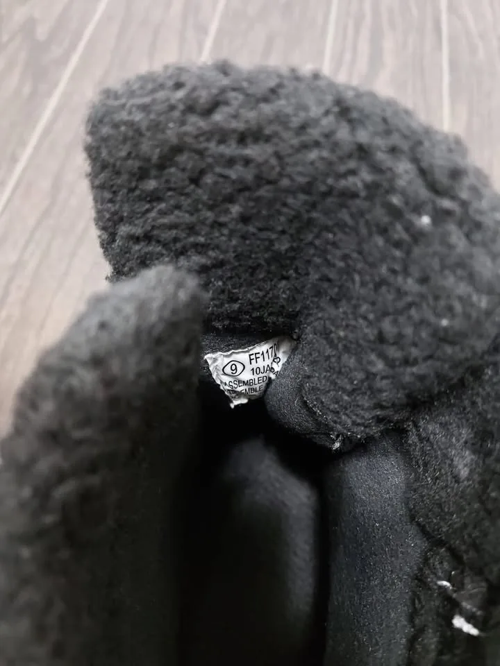 Ice Fields Insulated Winter Boots - Unisex Black, Size 9 image indicator(5)