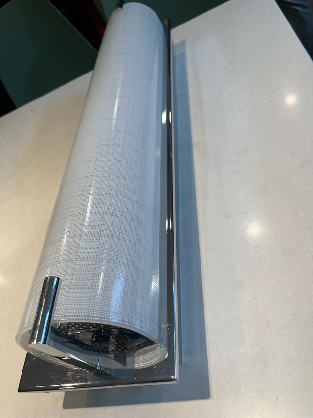 Bathroom wall mounted light fixture - photo 2