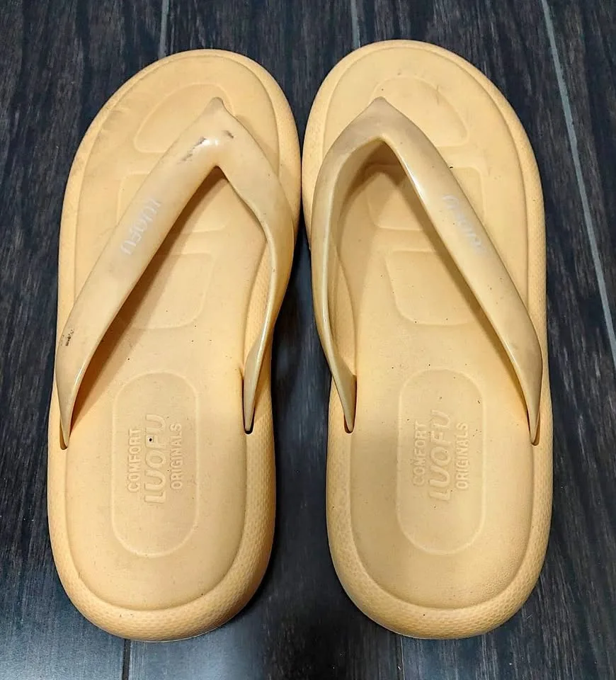Luofu Originals Beige Comfort Flip Flops Size 8 thumbnail