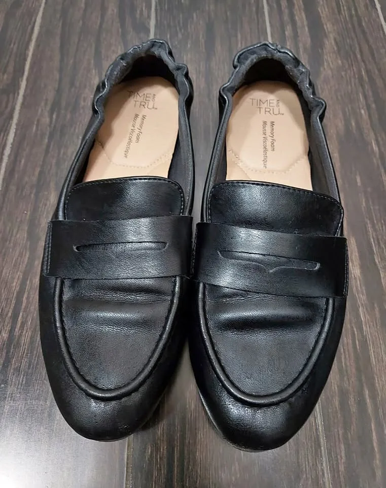 Time and Tru Women’s Black Memory Foam Loafers – Size 6 thumbnail