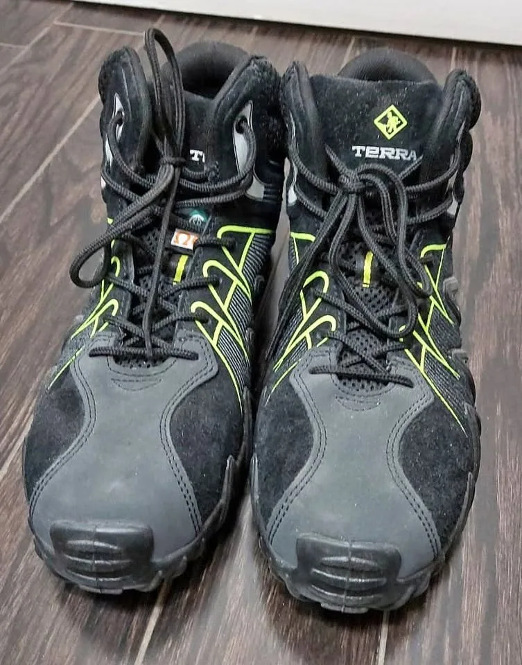 Terra Spider X Mid Composite Safety Toe Boots – Men’s Size 8.5 thumbnail