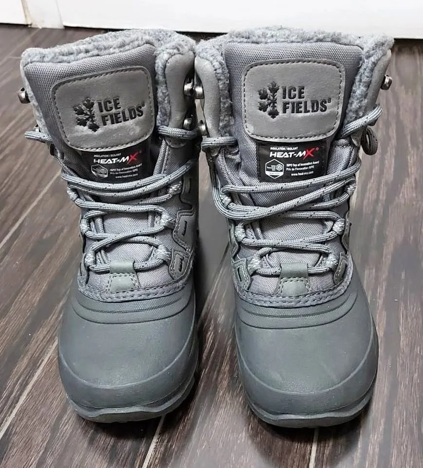 Ice Fields Grey Winter Boots – Unisex Insulated, Size 6 thumbnail