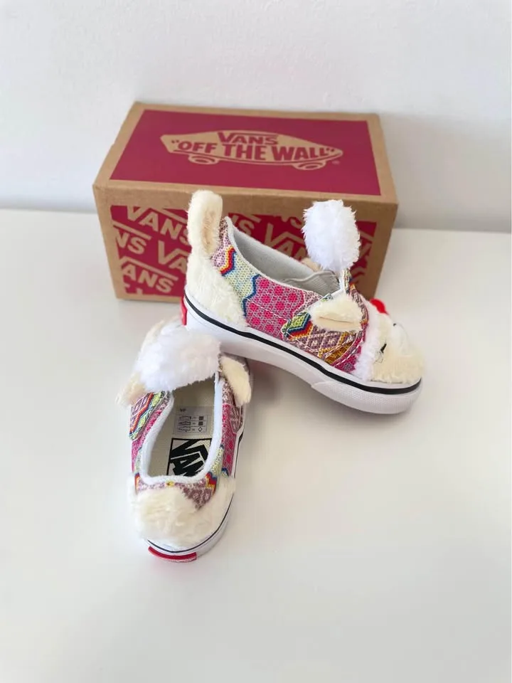 Vans Toddler Slip-On Alpaca Shoes image indicator(2)