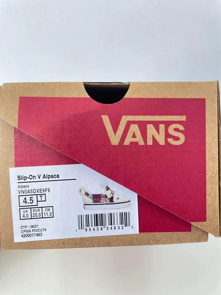 Vans Toddler Slip-On Alpaca Shoes image indicator(5)