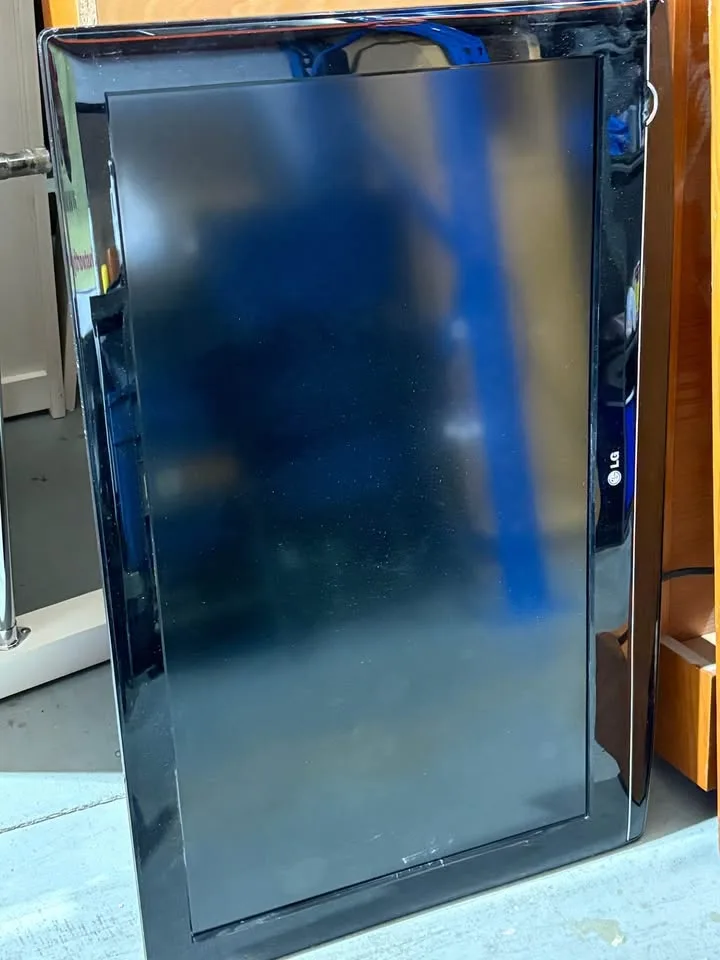 📺 Hotel TV Panels w/ Built-In Power + LG TVs image indicator(6)