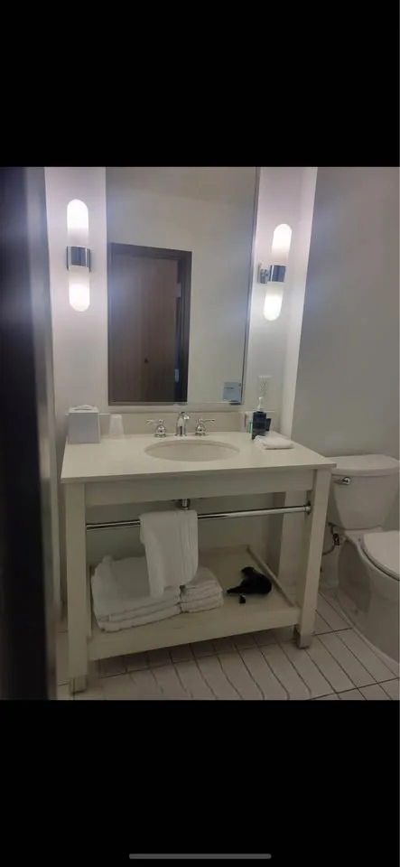 🛁 Hotel-Grade Bathroom Vanities – Solid Wood + Stone Top image indicator(9)