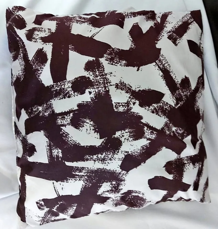 Decorative Sofa Cushions (Set) thumbnail
