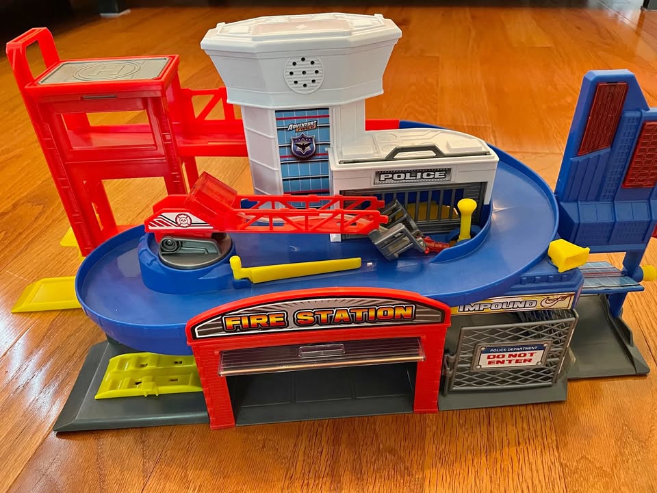Dickie - Fire & Rescue Playset - Light and Sound