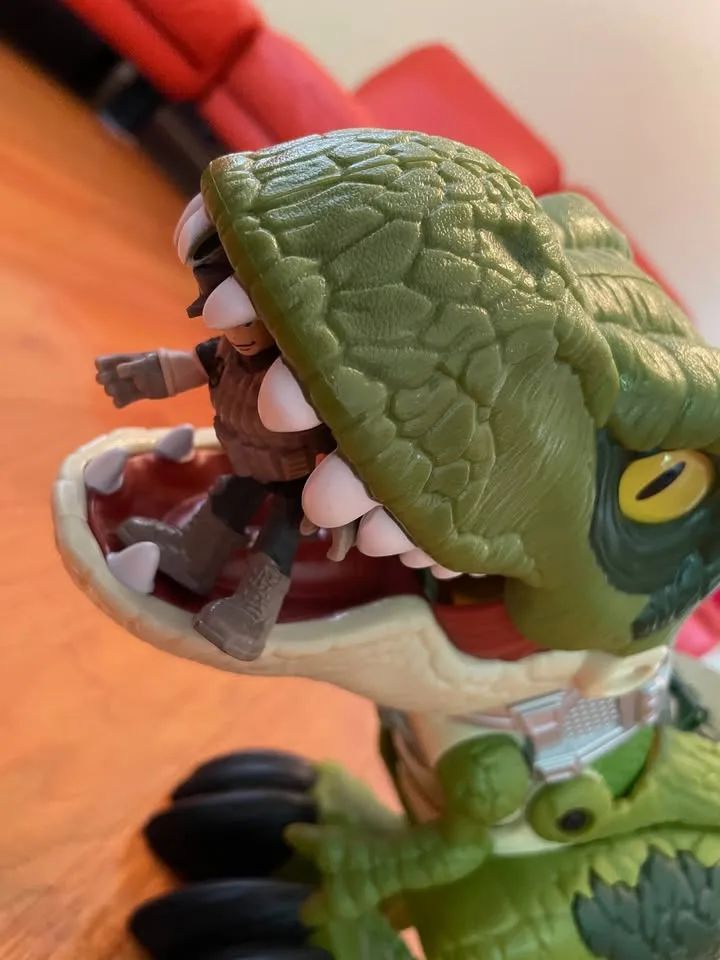 Fisher-Price Imaginext Jurassic World Mega Mouth T.Rex image indicator(2)