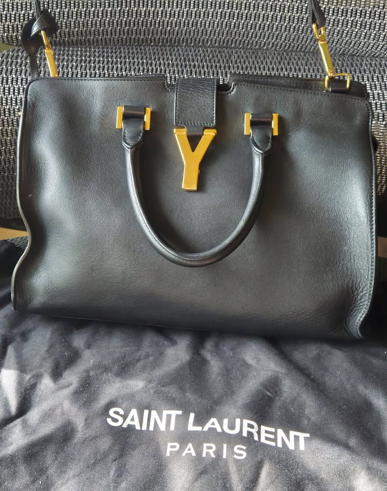 Saint Laurent Small Classic Y Cabas in Black - photo 2