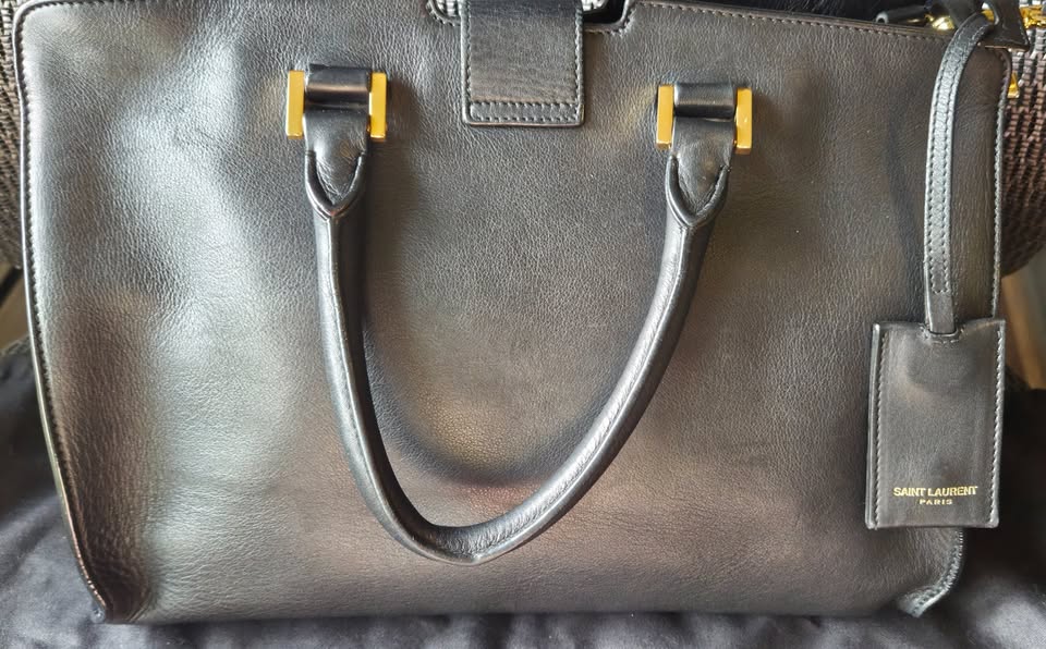 Saint Laurent Small Classic Y Cabas in Black - photo 4