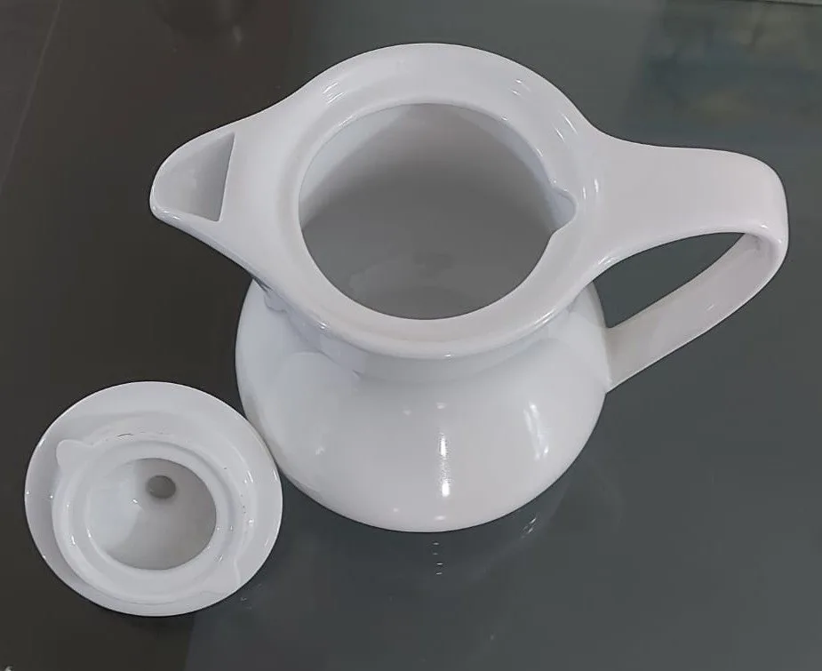 Classic Teapot for Sale – Excellent Condition image indicator(2)