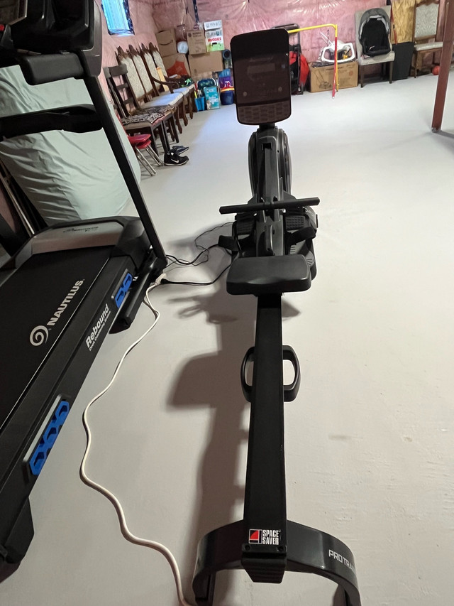 Xterra ERG550W Water Rowing Machine - photo 3