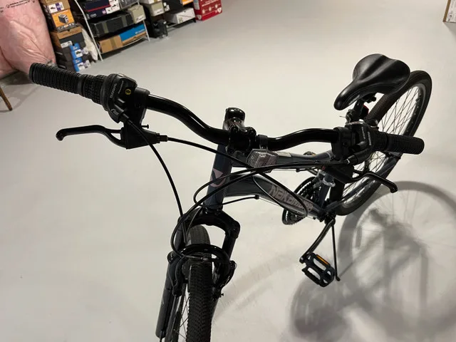 Women bike - bicycle image indicator(2)