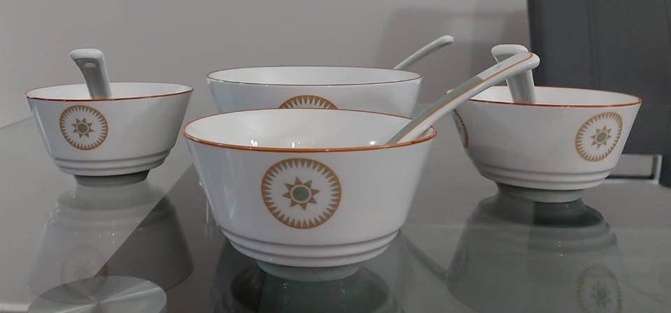 Kitchen Bundle – 5 Soup Bowls with 6 Spoons + 2 Glass - $25 - photo 3
