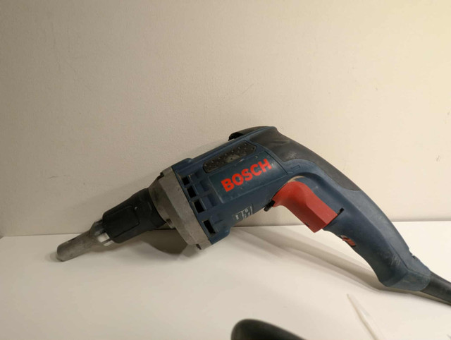 Bosch Corded Drywall Screw Gun • $30 | Good Finds - photo 2