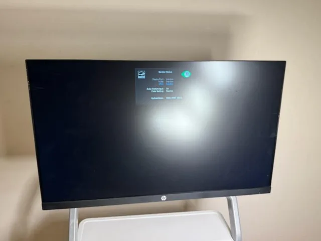 TouchPoint T7 Medical Cart + HP Monitor | GoodFinds image indicator(6)