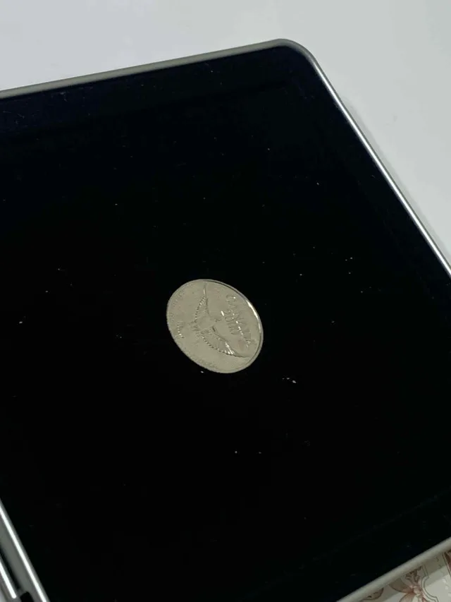 Canada Dove Millennium Coin Set w/ Case & COA image indicator(2)