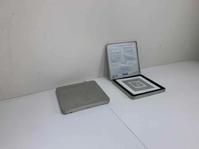 Canada Dove Millennium Coin Set w/ Case & COA image indicator(7)