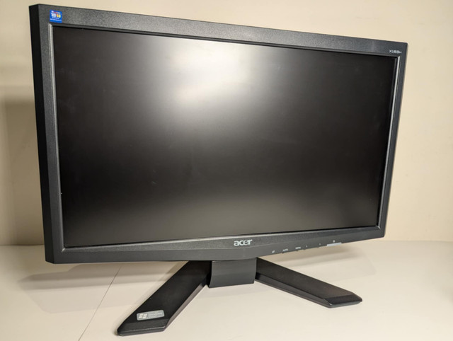 Acer 18.5" LCD Monitor | Tested | Good Finds - photo 5