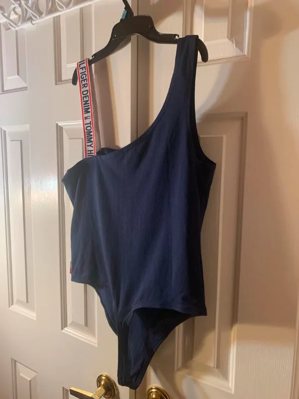 Tommy Hilfiger One Piece Bodysuit (Large) image indicator(2)