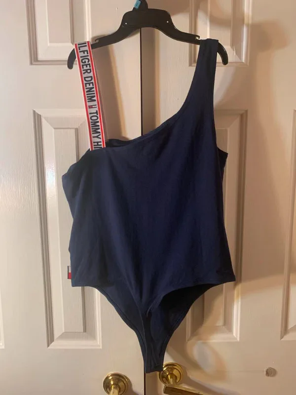Tommy Hilfiger One Piece Bodysuit (Large) image indicator(10)