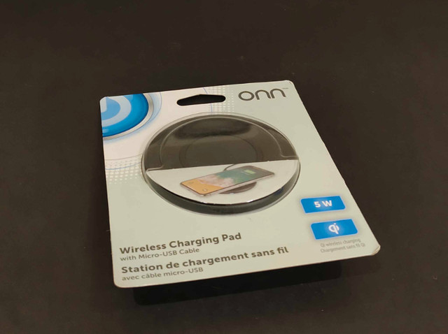 ONN 5W Wireless Fast Charging Pad - photo 3