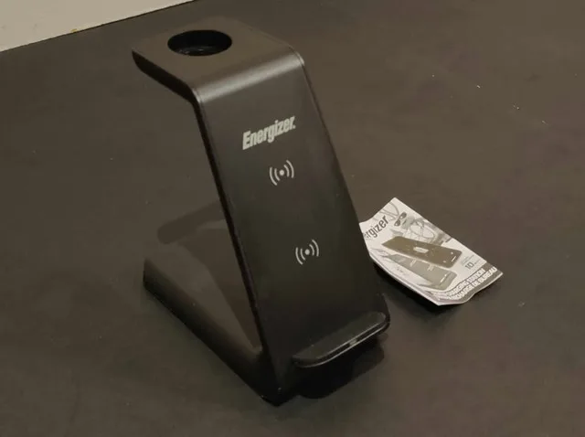 Energizer Desktop Charging Station Qi Wireless image indicator(2)