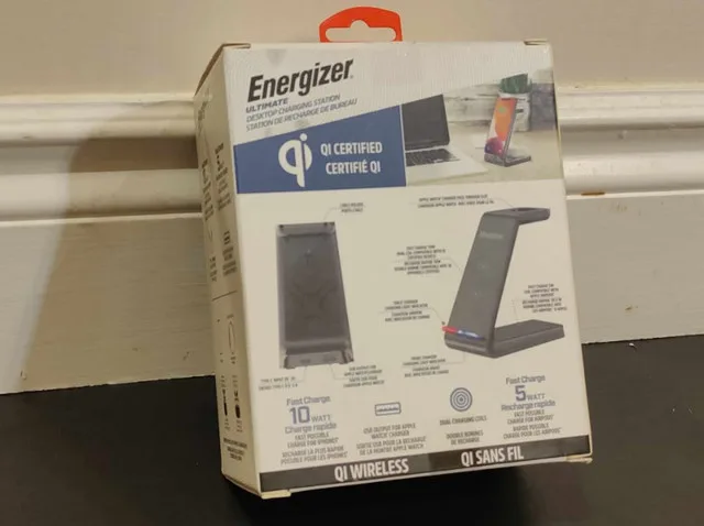 Energizer Desktop Charging Station Qi Wireless image indicator(3)